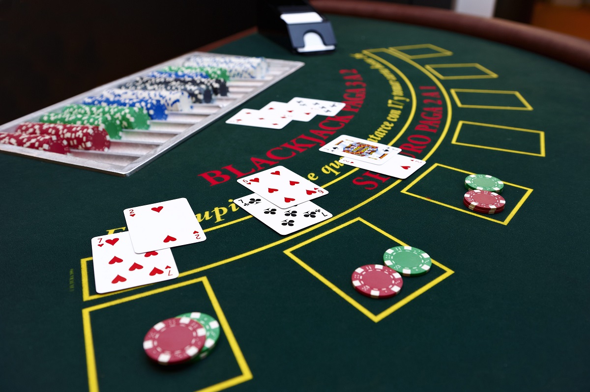 blackjack online live