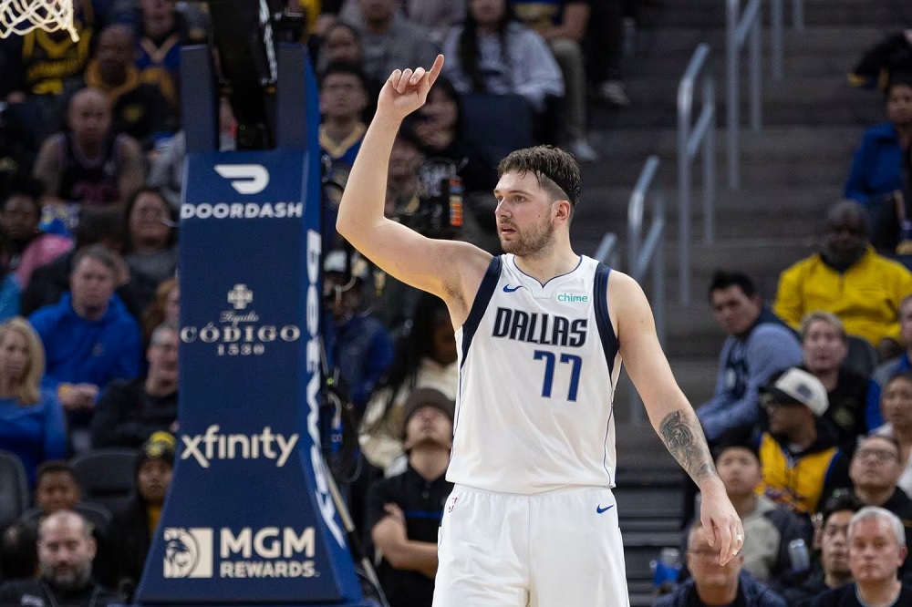 Ντόντσιτς Μάβερικς