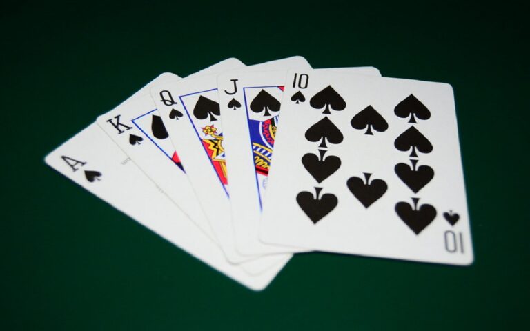 κιμπάρης-νικητής-στο-πόκερ-μοιράστηκ-258452